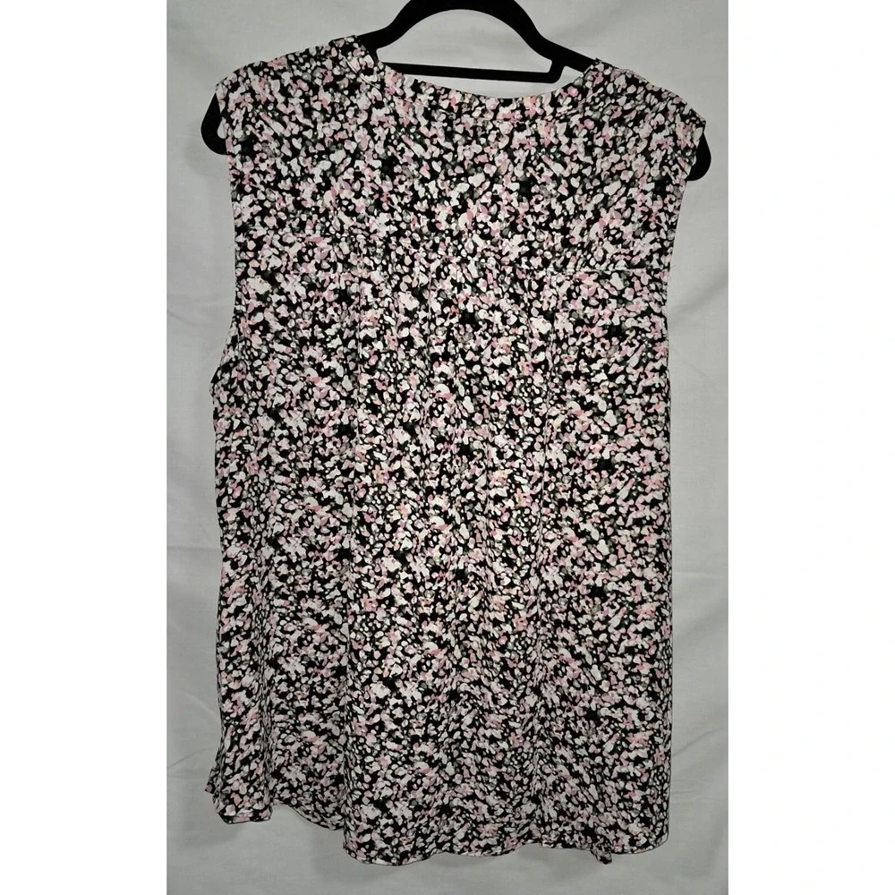 APT 9 Blouse, Multi Color Floral, Sleeveless, 2XL, 100% Poly, Approx. 29'' long - Picture 2 of 4